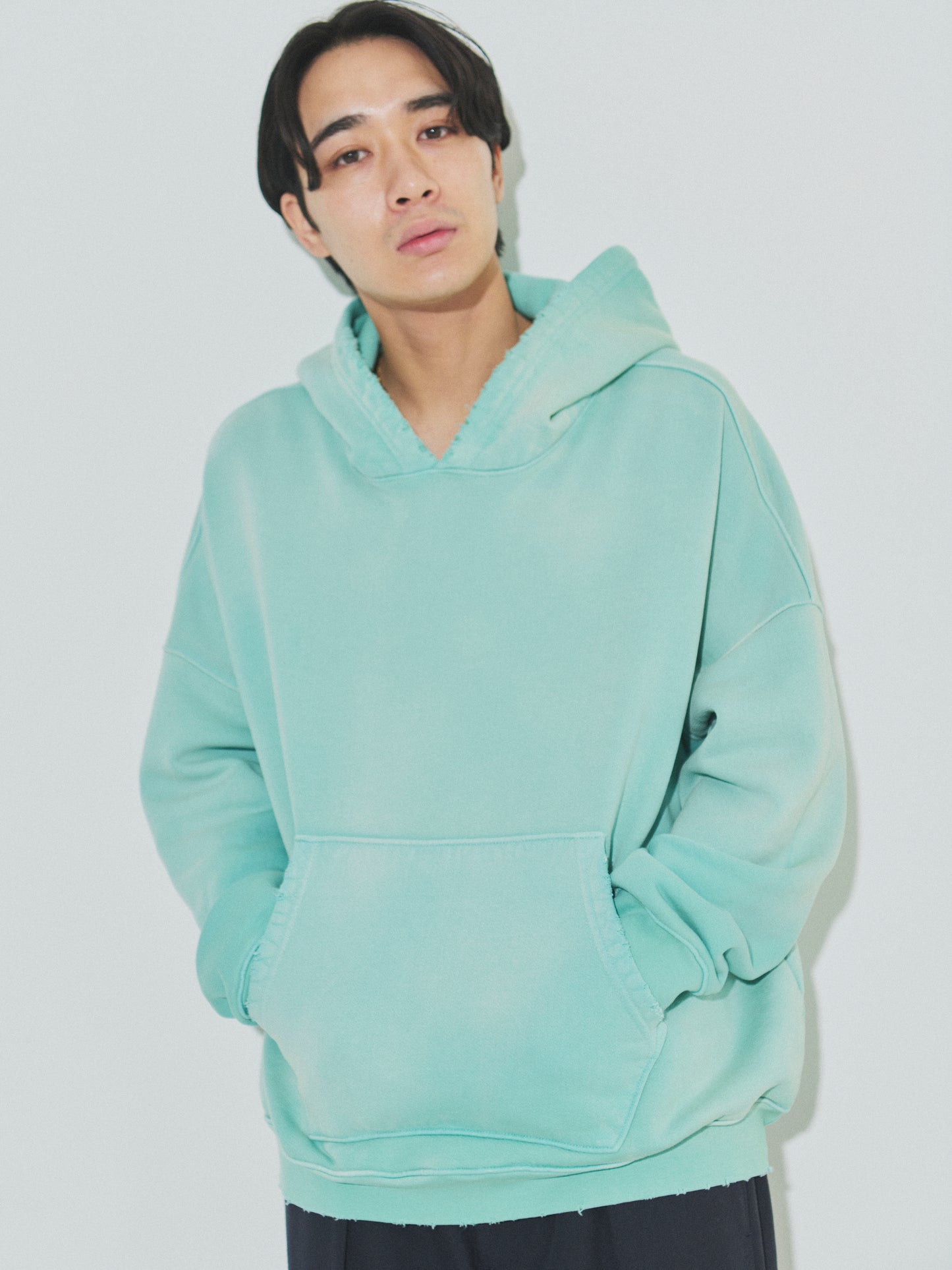 OVERSIZED CROP HOODIE AGED