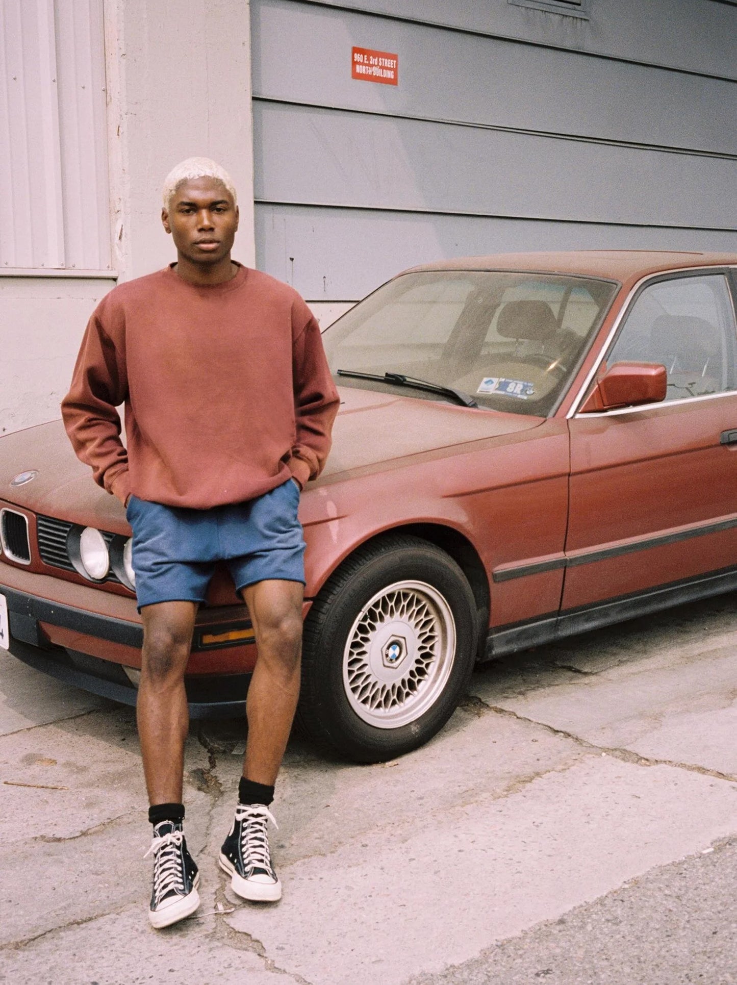 CLASSIC CREWNECK AGED